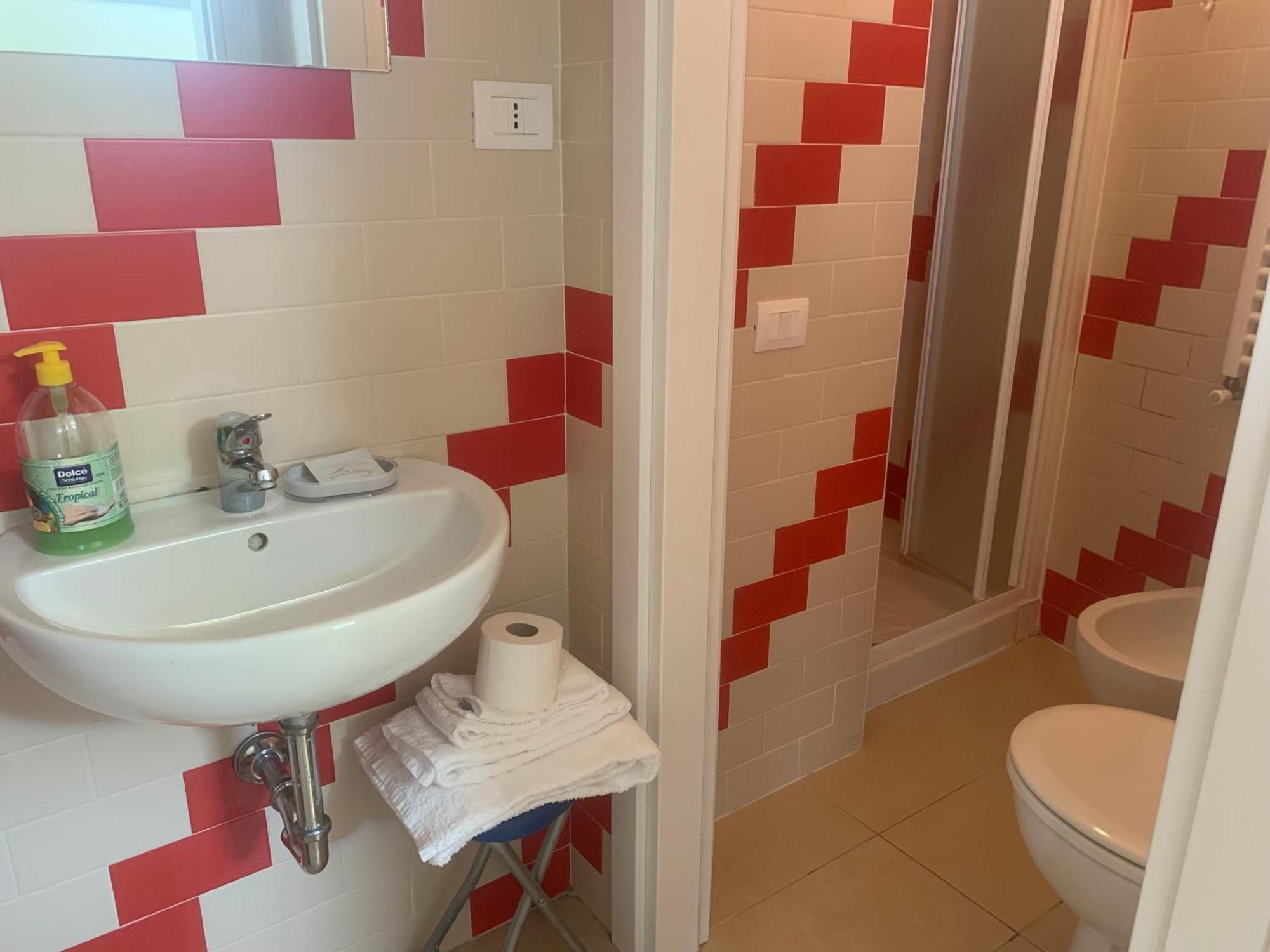 Single Room Private Bathroom