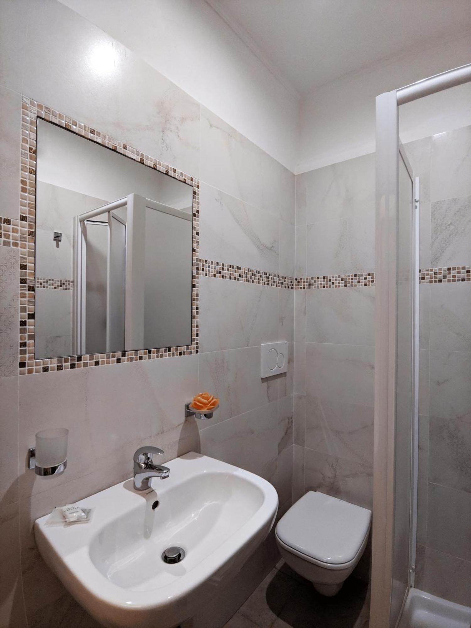 Comfort Single Room