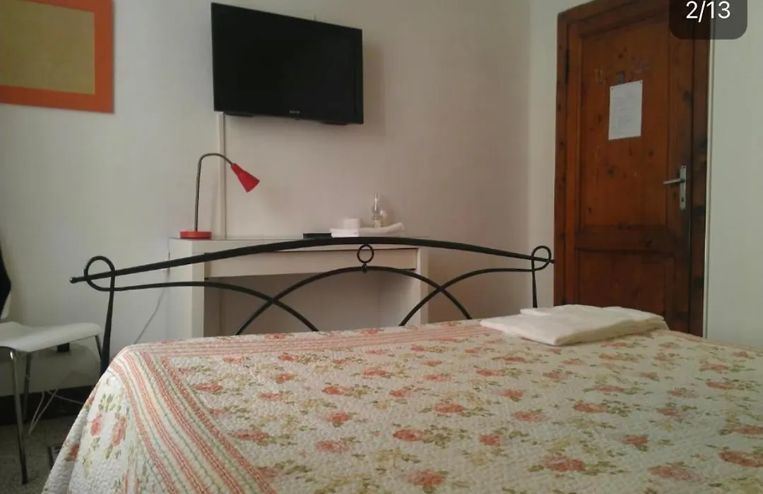 Vicolo Dell'Oro-1